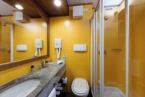 Hotel Alaska Cortina