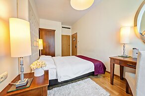 Don Prestige Residence