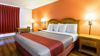 Motel 6 Clarksville, TN