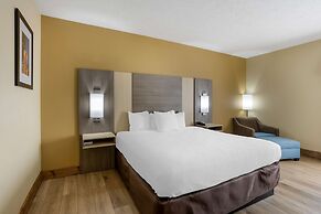 Best Western Plus Springfield Airport Inn