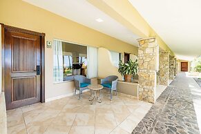 Hotel Tamarindo Diria Beach Resort