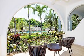 Hotel Tamarindo Diria Beach Resort