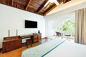 Hotel Tamarindo Diria Beach Resort