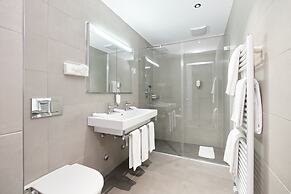 Central City Hotel Rochat