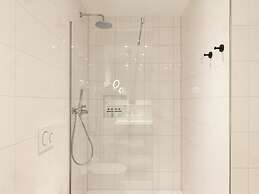 Townhouse Apartments