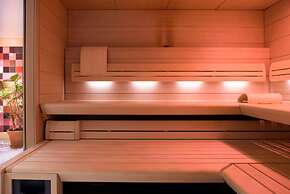 Townhouse Apartments