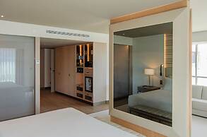 EPIC SANA Marques Hotel