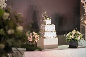 EPIC SANA Marques Hotel