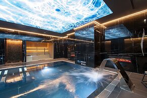 EPIC SANA Marques Hotel