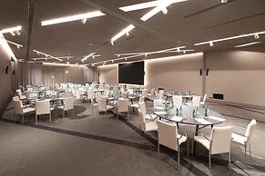 EPIC SANA Marques Hotel