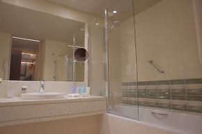 EPIC SANA Marques Hotel