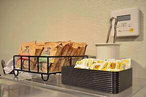 Comfort Inn & Suites Moreno Valley near March Air Reserve Base