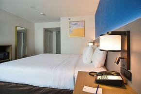 Comfort Inn & Suites Moreno Valley near March Air Reserve Base