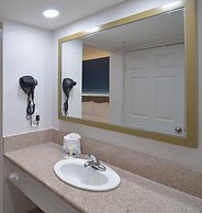 Comfort Inn & Suites Moreno Valley near March Air Reserve Base