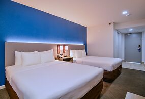 Comfort Inn & Suites Moreno Valley near March Air Reserve Base