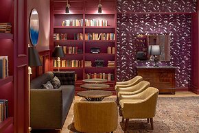 The Eliza Jane, in The Unbound Collection by Hyatt