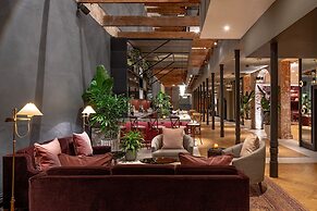 The Eliza Jane, in The Unbound Collection by Hyatt