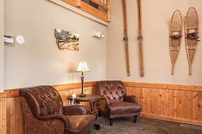 MountainView Lodge & Suites