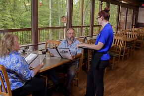 Carter Caves State Resort Park