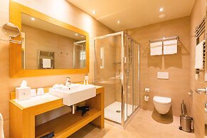 Kurhaus Cademario Hotel & SPA
