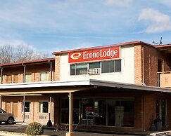 Econo Lodge Lexington Downtown near I-81