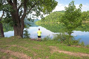 Buckhorn Lake State Resort Park