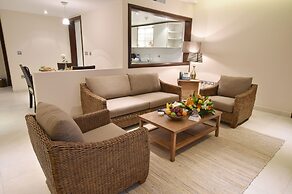 The Palms Beach Hotel And Spa