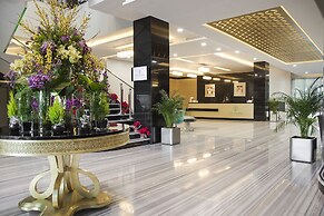 The Palms Beach Hotel And Spa