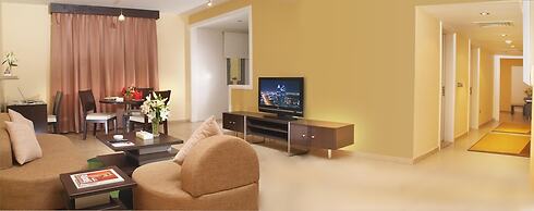 The Palms Beach Hotel And Spa