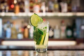 AC Hotels by Marriott Chicago Downtown