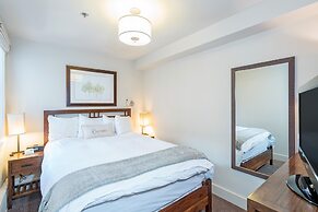 Hotel Columbia