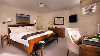 Hotel Columbia