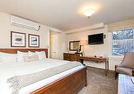Hotel Columbia