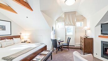 Hotel Columbia
