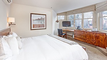 Hotel Columbia