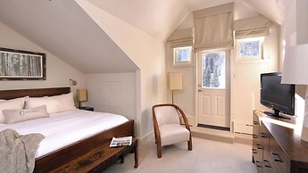 Hotel Columbia
