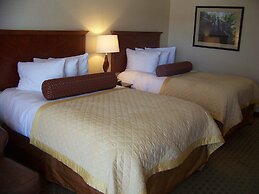 Norfolk Country Inn & Suites