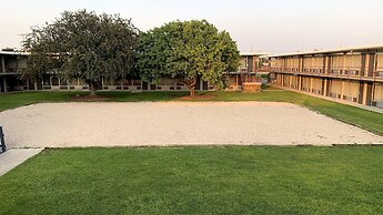 Norfolk Country Inn & Suites