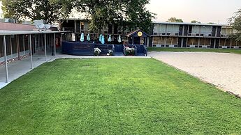 Norfolk Country Inn & Suites