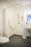 Colonial on Gladstone