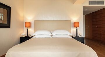 Plaza Resort Hotel