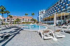 Paradise Park Fun Lifestyle Hotel