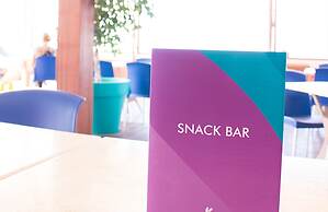 Paradise Park Fun Lifestyle Hotel