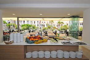 Paradise Park Fun Lifestyle Hotel