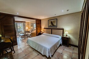 Paradise Park Fun Lifestyle Hotel