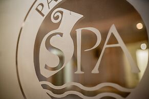 Paradise Park Fun Lifestyle Hotel