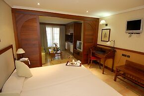 Paradise Park Fun Lifestyle Hotel