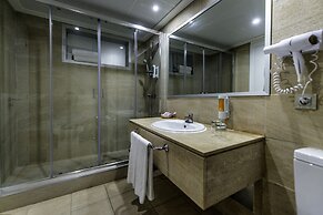 Paradise Park Fun Lifestyle Hotel