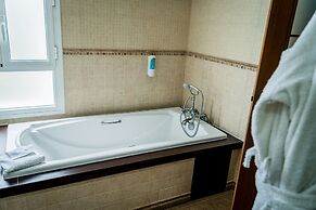 Paradise Park Fun Lifestyle Hotel