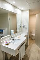 Paradise Park Fun Lifestyle Hotel